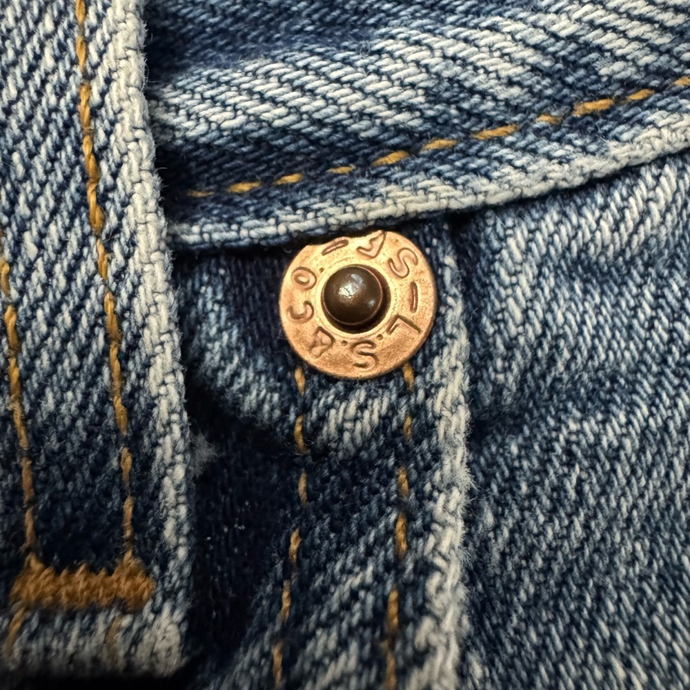 Vintage Men’s Levi’s 550‎ Relaxed Fit Size 36x29 2002 Medium Wash Denim Jeans - Picture 5 of 12